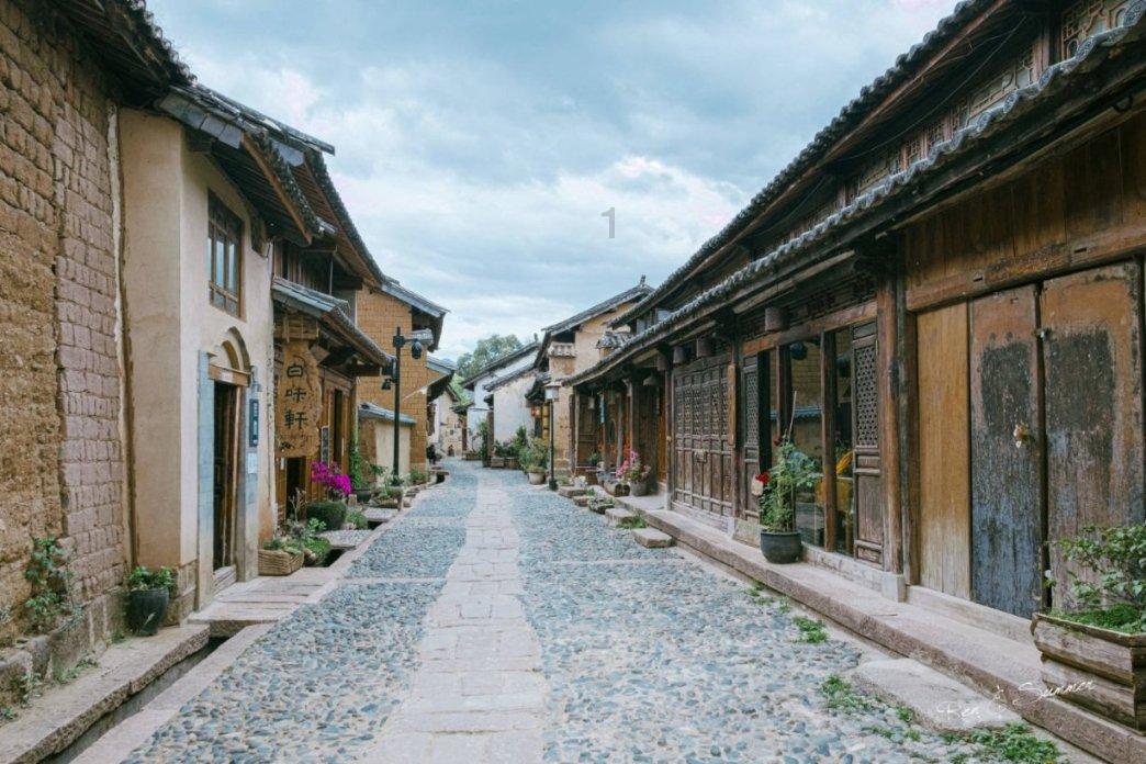逃离无人大住宅